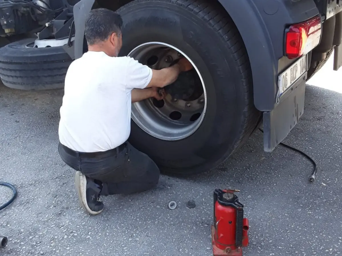 Tekirdağ Oto Lastikçi